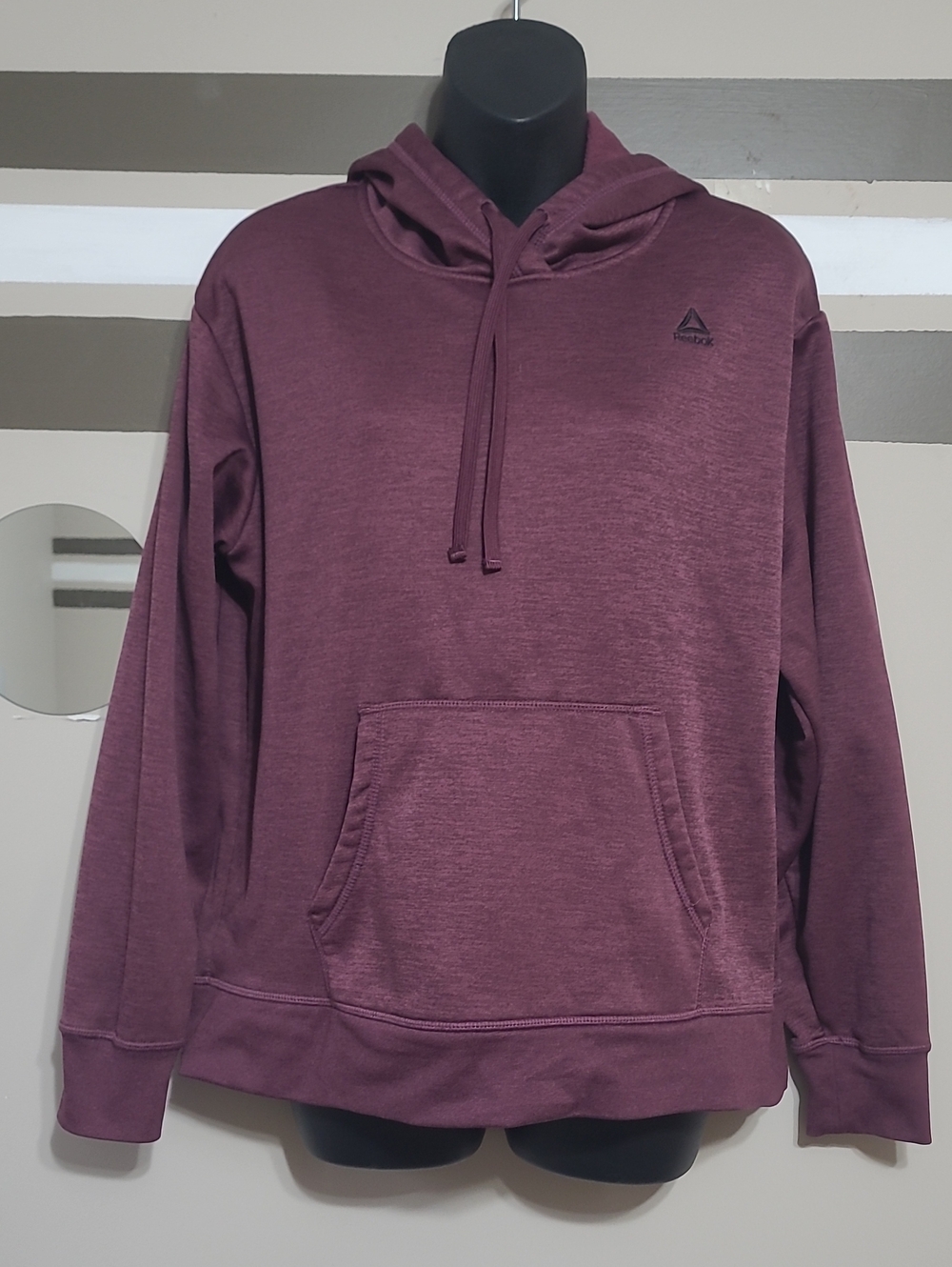 ⭐️ Reebok Plum / Maroon Pullover Hoodie Sz Large